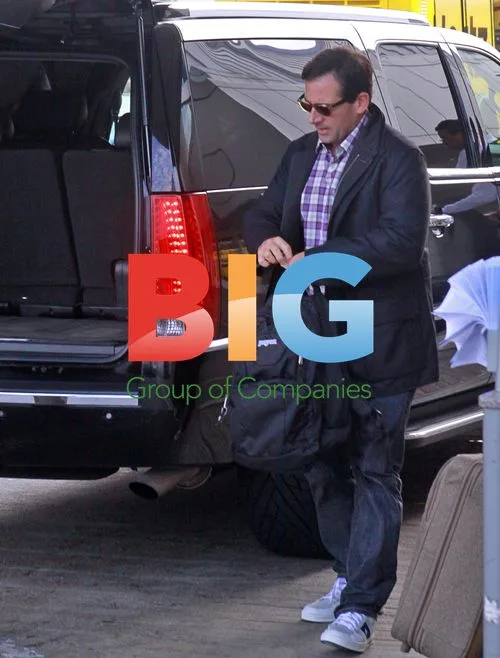 Steve Carell Tips Airport Limo Driver