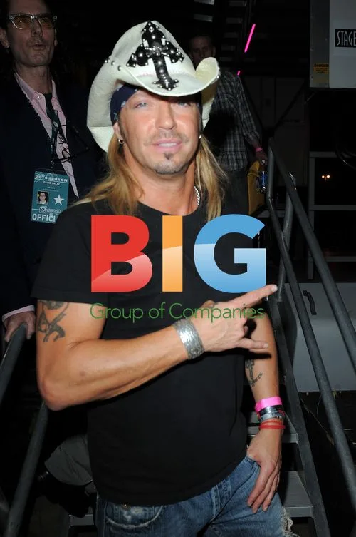 Bret Michaels at Dolphins vs Patriots NFL Game