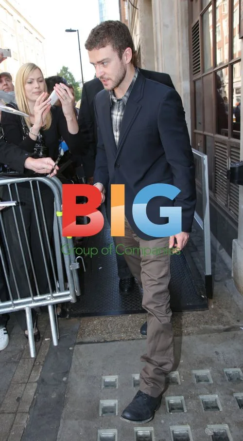 Justin Timberlake Leaving Radio 1