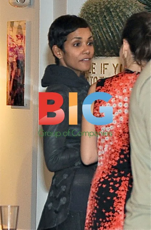Halle Berry and Oliver Martinez at LA Photo Exhibition