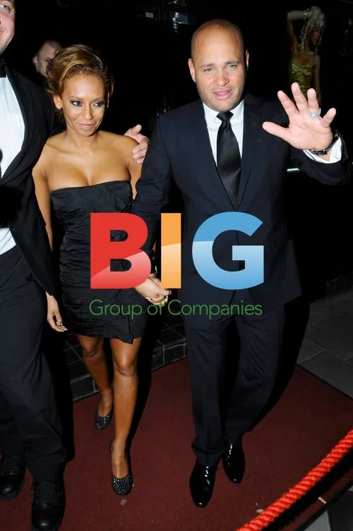 Mel B Grabs Stephen Belafonte's Crotch