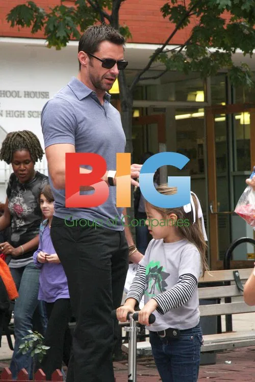 Hugh Jackman & Family School Run