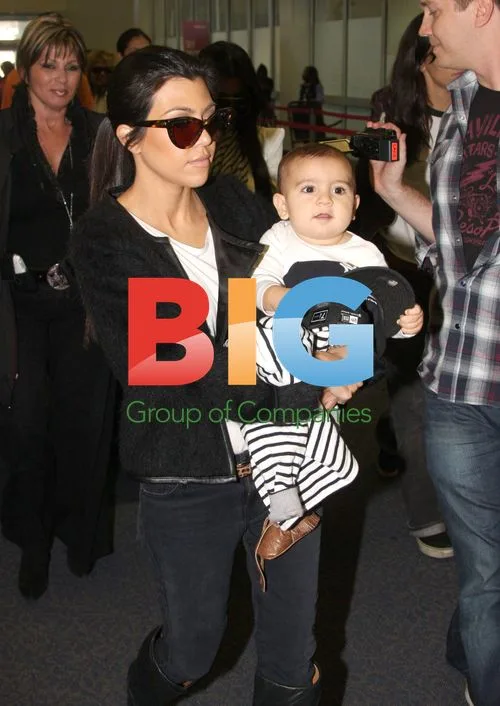 Kardashians at JFK Airport