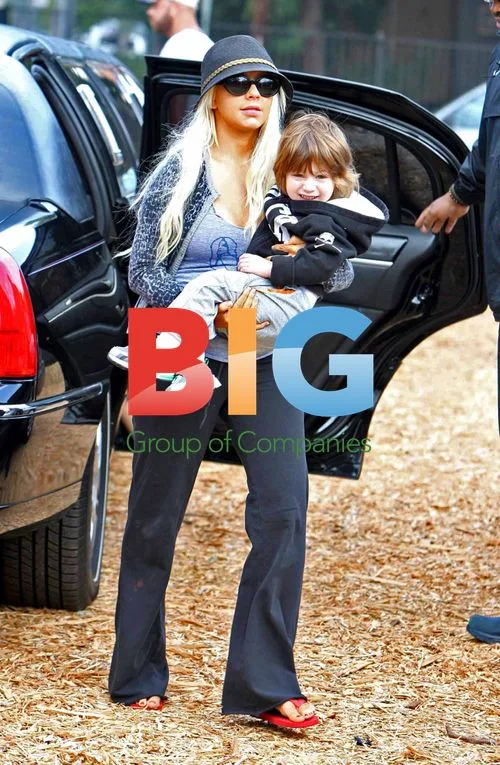 Christina Aguilera and Son at Pumpkin Patch