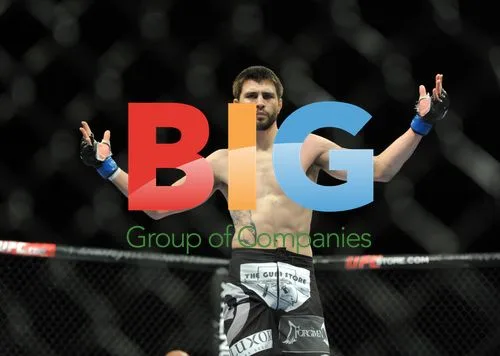 Carlos Condit Knocks Out Dan Hardy