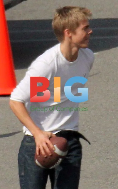DWTS Stars Play Football