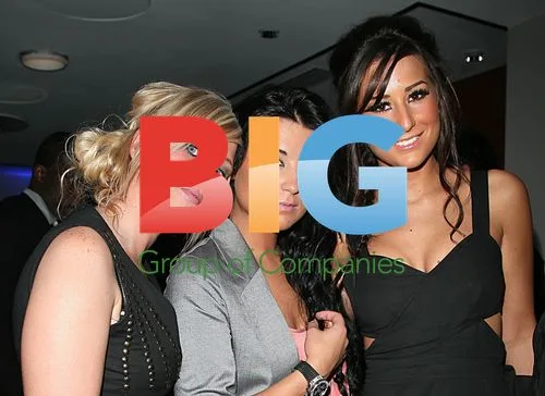 Jennifer Thompson with friends at Mobo's afterparty