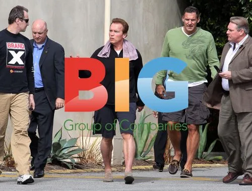 Arnold Schwarzenegger Neighborhood Stroll