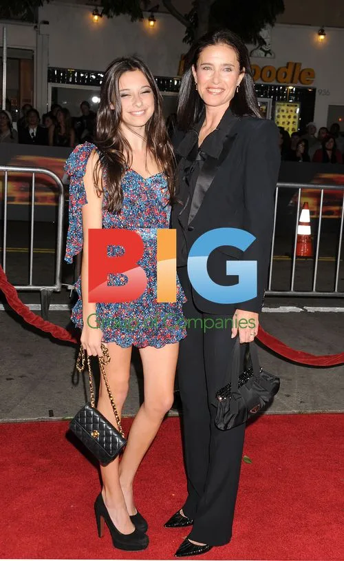 Mimi Rogers and daughter Lucy at 'Unstoppable' premiere