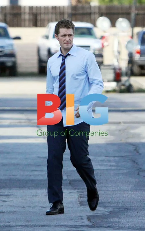 Mathew Morrison on Glee Set