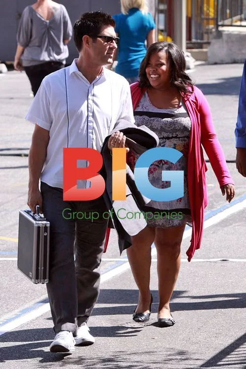Amber Riley on Glee set
