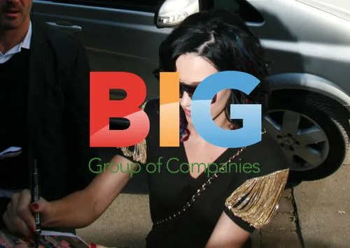 Katy Perry Spotted in London