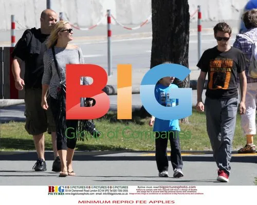 Kate Hudson and Matthew Bellamy Bike Ride in Swiss Alps