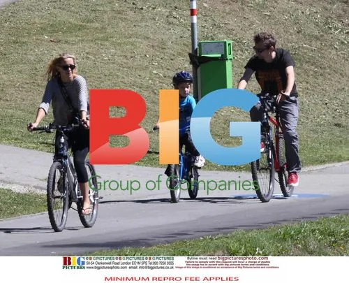 Kate Hudson and Matthew Bellamy bike ride in Swiss Alps