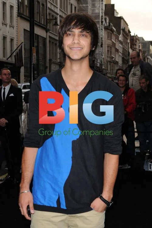 Luke Pasqualino at Fashion's Night Out