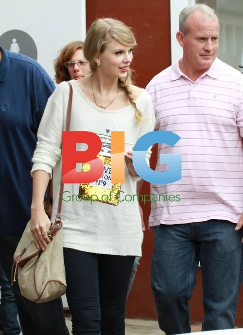 Taylor Swift Shops in LA
