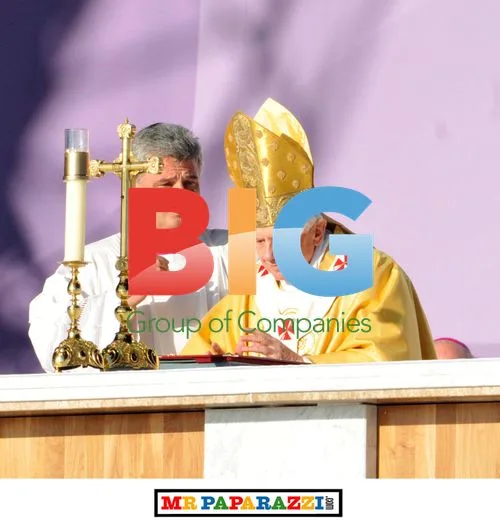 Pope's Arrival in Glasgow