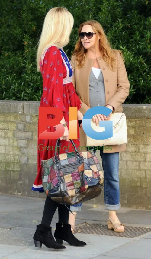 Claudia Schiffer and Stella McCartney on School Run