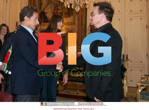 Bono meets French President Sarkozy