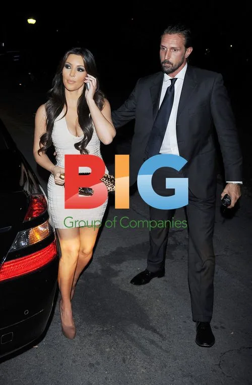 Kim Kardashian and Kris Jenner leave restaurant in Milan