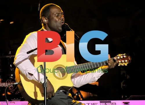 Brian McKnight Performs at The Grove