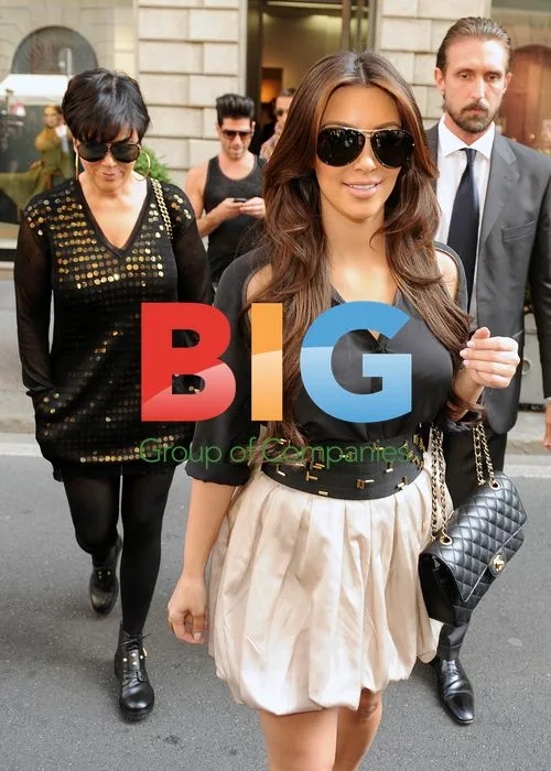Kim Kardashian Shopping in Milan with Kris Jenner