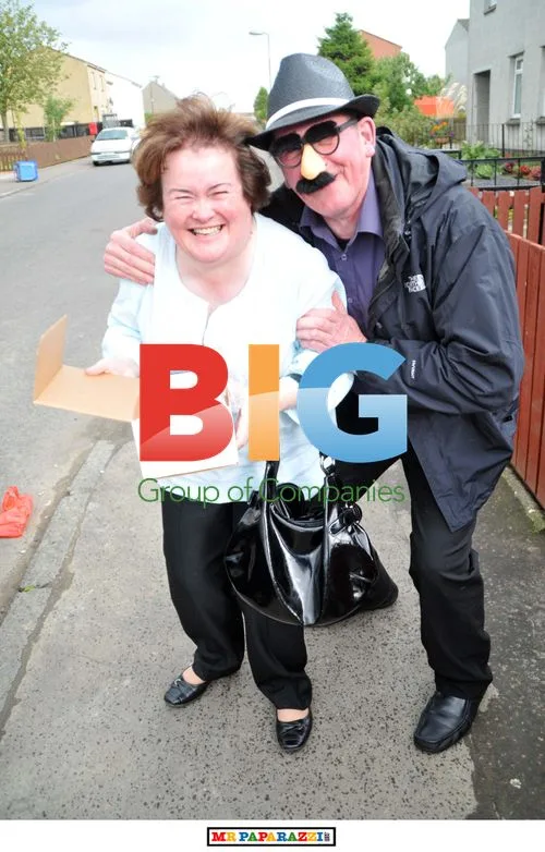 Susan Boyle Poses with Friend and Giant Jelly Baby