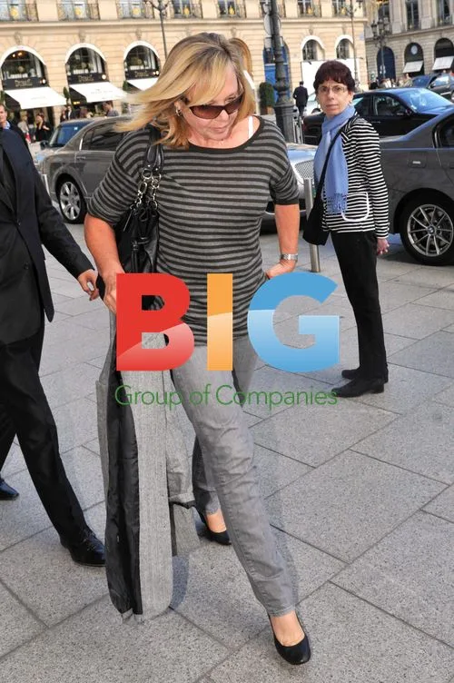 Charlize Theron arrives at Ritz hotel, Paris