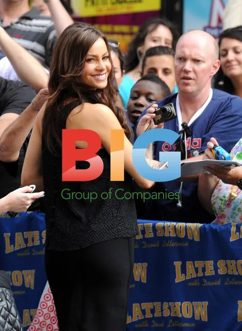 Sofia Vergara Arrives at Letterman Show