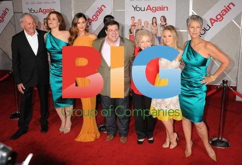 Hollywood Premiere of "You Again"