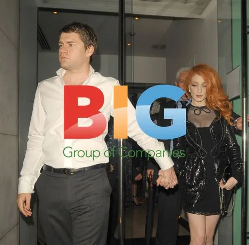 Nicola Roberts Trips Leaving Nobu