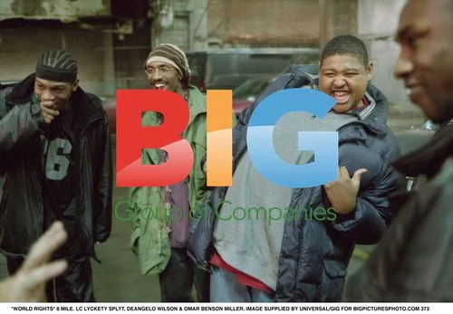 8 MILE Stars on Set