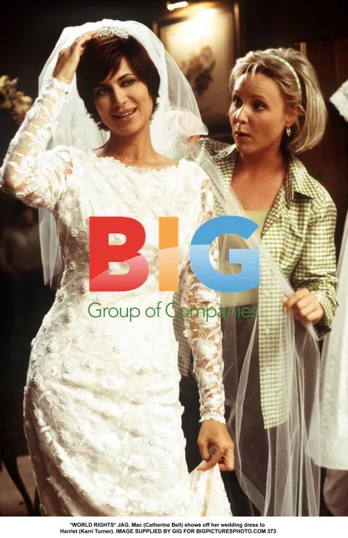 JAG: Catherine Bell and Karri Turner on Set