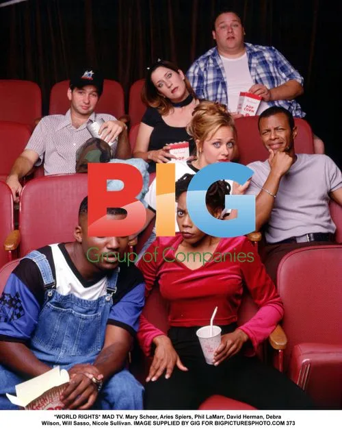MAD TV Cast Photo