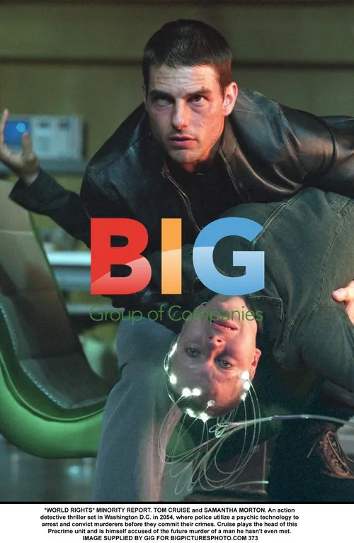 Tom Cruise and Samantha Morton in Minority Report