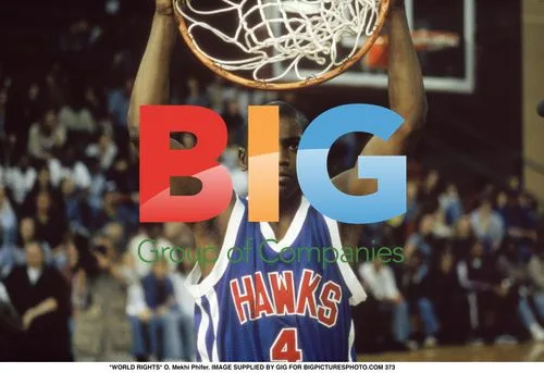 O. Mekhi Phifer in blue top