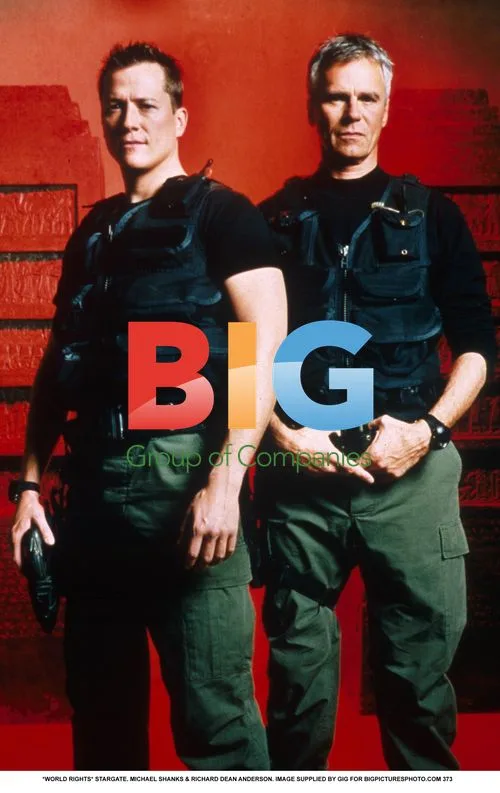 Stargate cast on set