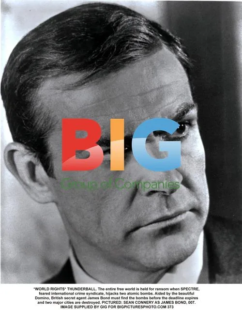 THUNDERBALL: Sean Connery as James Bond, 007