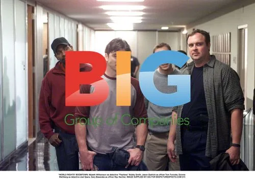 BOOMTOWN cast on set