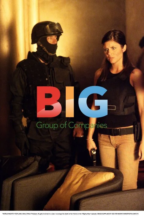 Billie (Tiffani Thiessen) in "Mighty Blue" episode