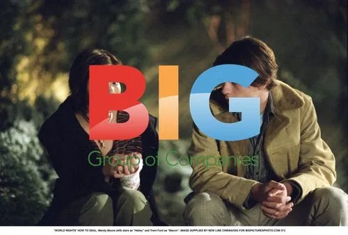 Mandy Moore and Trent Ford in "How to Deal"
