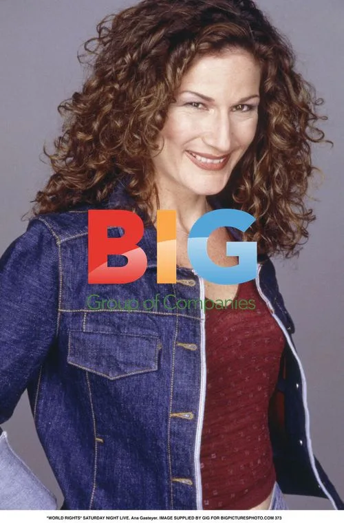 Ana Gasteyer on SNL Set