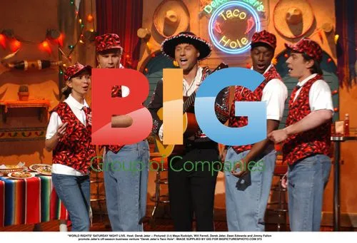 Derek Jeter and SNL Cast Promote Taco Hole