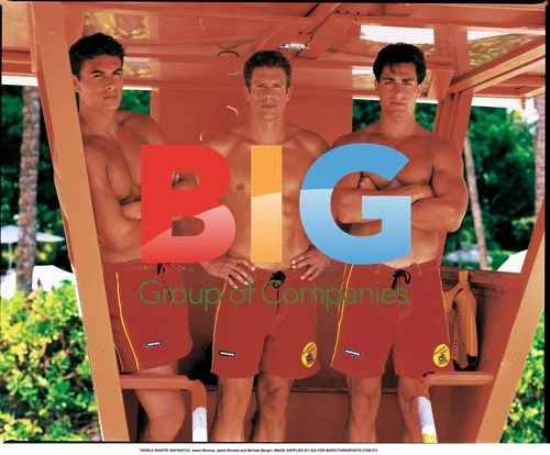Jason Momoa, Jason Brooks and Michael Bergin in Baywatch