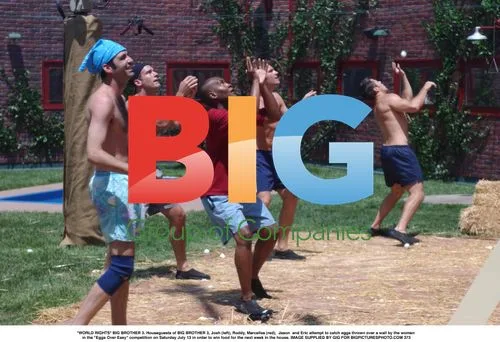 Big Brother 3 Houseguests in "Eggs Over Easy" Competition