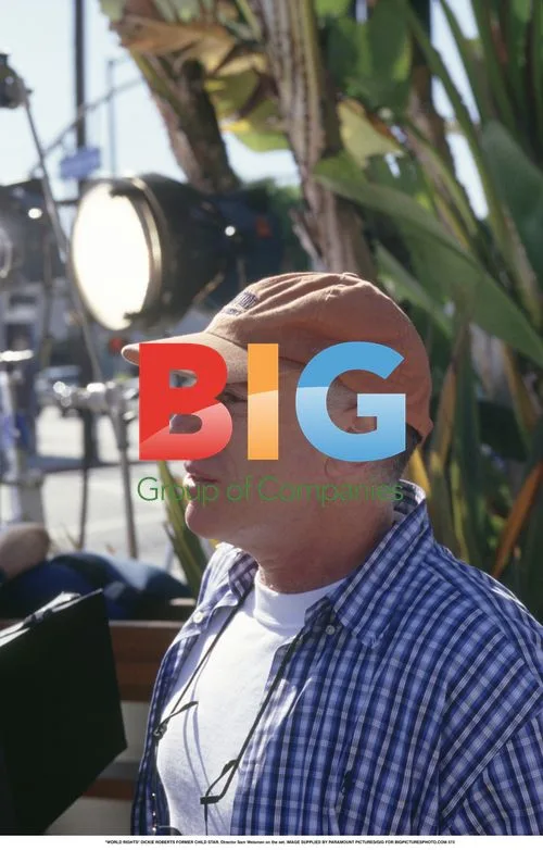 Dickie Roberts on Set with Director