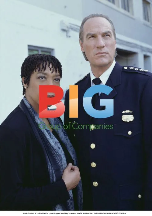 Lynne Thigpen and Craig T. Nelson