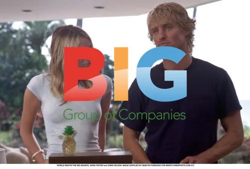 Sara Foster and Owen Wilson in 'The Big Bounce'