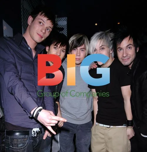 Son of Dork leaving Smash Hits awards party