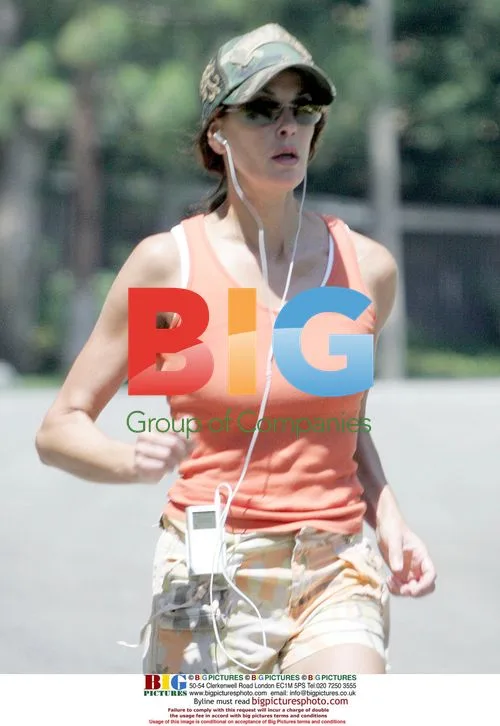 Teri Hatcher Goes for Run